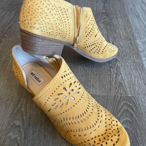 Buckle Not Rated Mustard Yellow Perforated Lazercut ankle cutout Booties - Picture 6 of 16